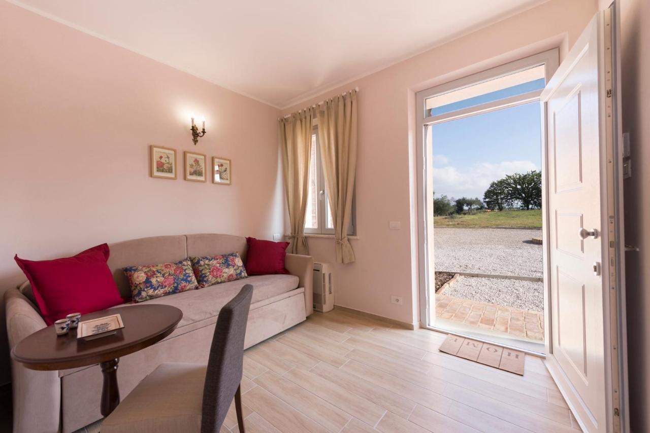 Podere Abbazia B&B 西纳伦加 外观 照片