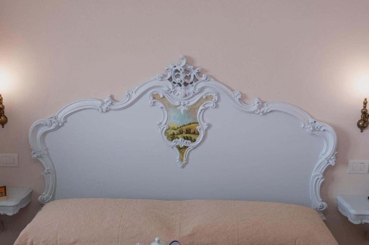 Podere Abbazia B&B 西纳伦加 外观 照片